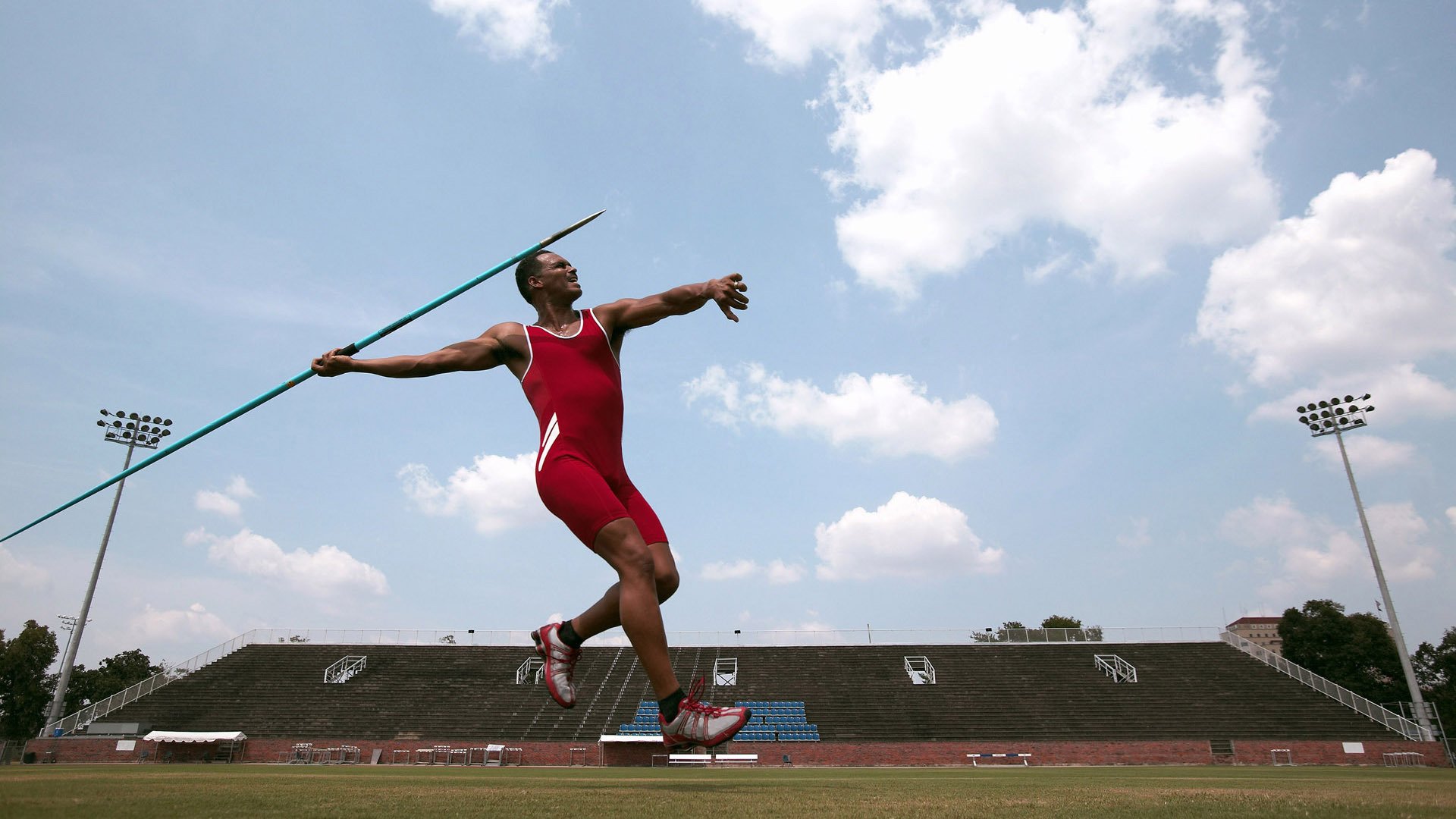 教练团队幕后功臣受赞誉，教练组成员